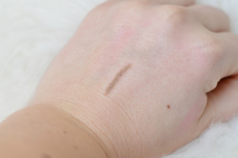 Hema Eyebrow Pencil review | Beste budget wenkbrauwpotlood ooit!